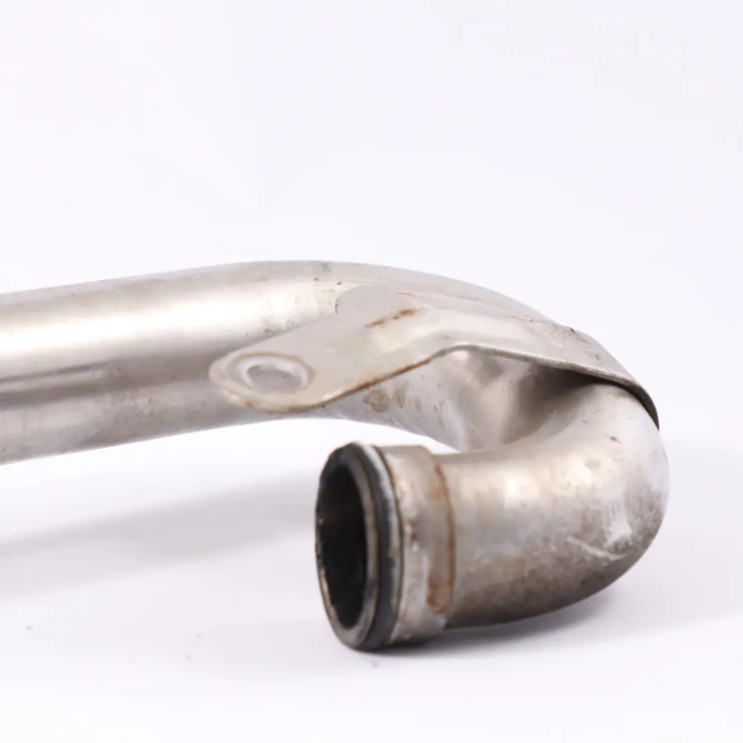 Valve Housing EGR Pipe to Renault Megane Kadjar Captur 1.5 dCi EGR with Part number 147173974R Renault Megane Kadjar Captur 1.5 dCi EGR Valve Housing EGR Pipe - SKU 147173974R - Part number 147173974R