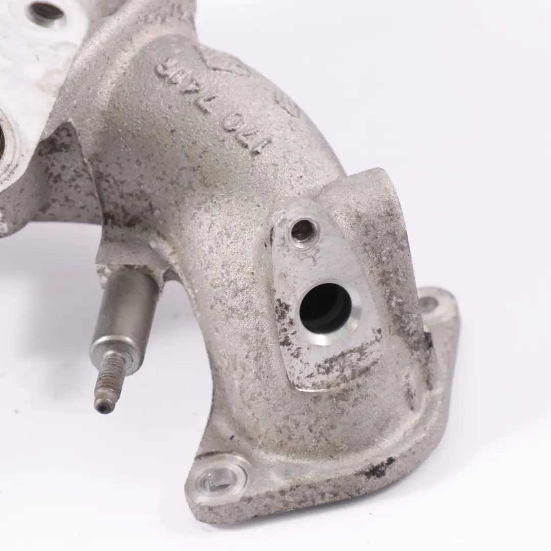 Valve Housing EGR Pipe to Renault Megane Kadjar Captur 1.5 dCi EGR with Part number 147173974R Renault Megane Kadjar Captur 1.5 dCi EGR Valve Housing EGR Pipe - SKU 147173974R - Part number 147173974R