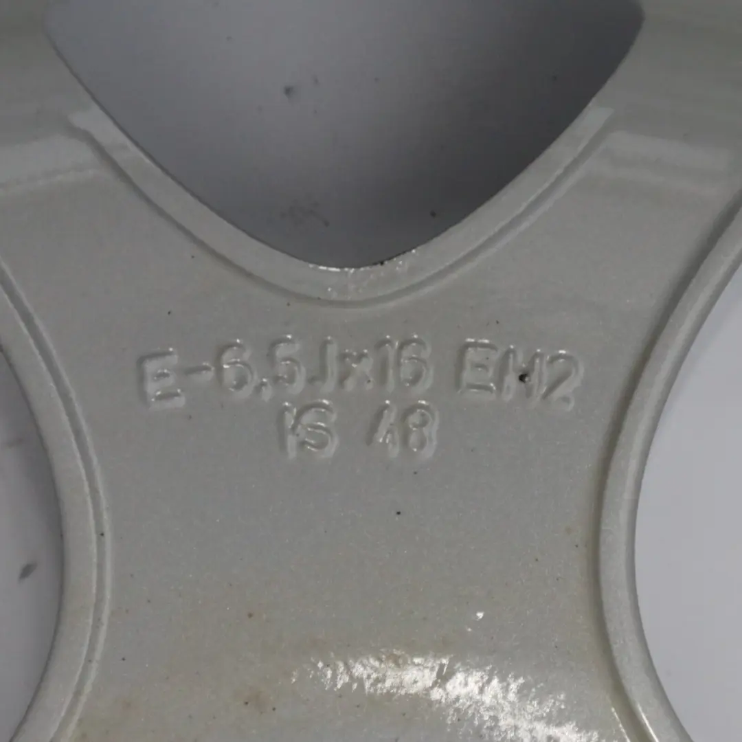 Alloy Rim 16" 6,5J ET:48 X-Lite 84 to Mini Cooper One R50 R52 R53 Silver Wheel with Part number 1512350 Mini Cooper One R50 R52 R53 Silver Wheel Alloy Rim 16" 6,5J ET:48 X-Lite 84 - SKU 1512350-1 - Part number 1512350