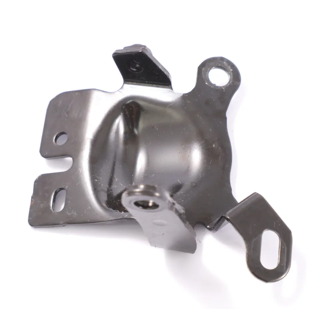 Pump Holder Bracket to Nissan Qashqai 1.5 dCi Fuel Injection with Part number 166346274R Nissan Qashqai 1.5 dCi Fuel Injection Pump Holder Bracket - SKU 166346274R - Part number 166346274R