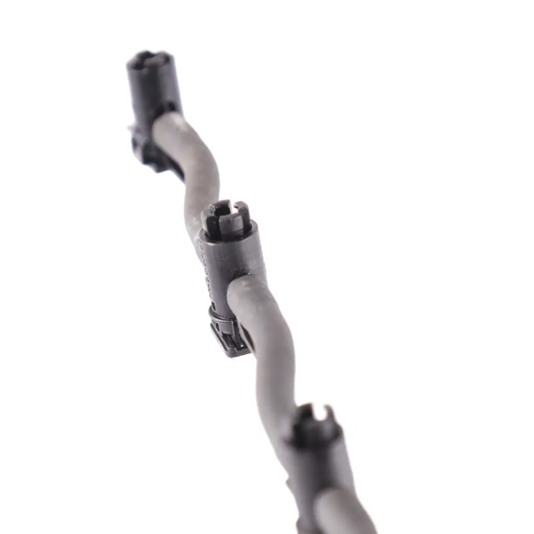 Tuyau d'alimentation carburant pour Nissan Qashqai Renault Laguna 2.0 dCi à propos du numéro de pièce 1751100Q0K Nissan Qashqai Renault Laguna 2.0 dCi Tuyau d'alimentation carburant - SKU 1751100Q0K - Numéro de pièce 1751100Q0K