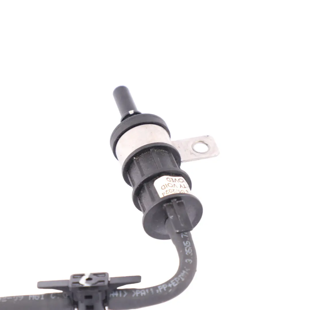 Tubo de combustible para Nissan Qashqai Renault Laguna 2.0 dCi con número de pieza 1751100Q0K Nissan Qashqai Renault Laguna 2.0 dCi Tubo de combustible - SKU 1751100Q0K - Número de pieza 1751100Q0K