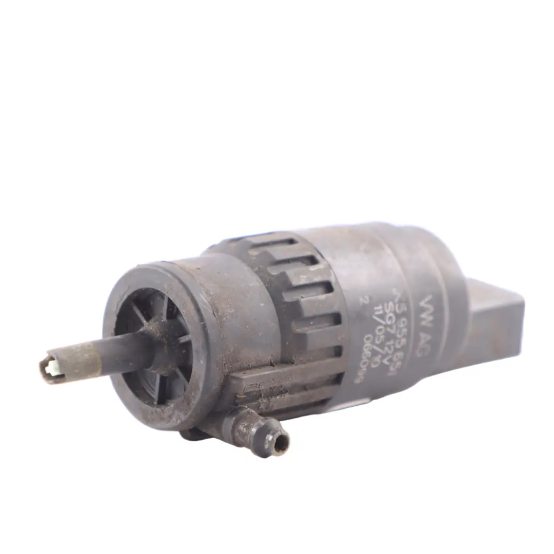 Pompka Spryskiwacza A0008605826 do Volkswagen Caddy Transporter Passat Audi A3 o numerze 1K5955651 Volkswagen Caddy Transporter Passat Audi A3 Pompka Spryskiwacza A0008605826 - SKU 1K5955651 - Numer Części 1K5955651