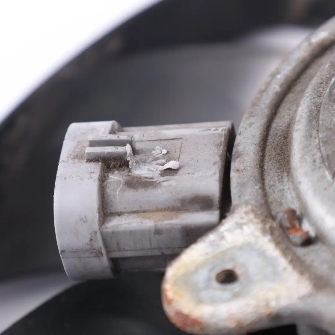 Motore Raffreddamento Radiatore 214818795R per Renault Trafic 3 Vivaro B 1.6 DCI con numero di parte 214818795R-2 Renault Trafic 3 Vivaro B 1.6 DCI Motore Raffreddamento Radiatore 214818795R - SKU 214818795R-2 - Numero di parte 214818795R-2