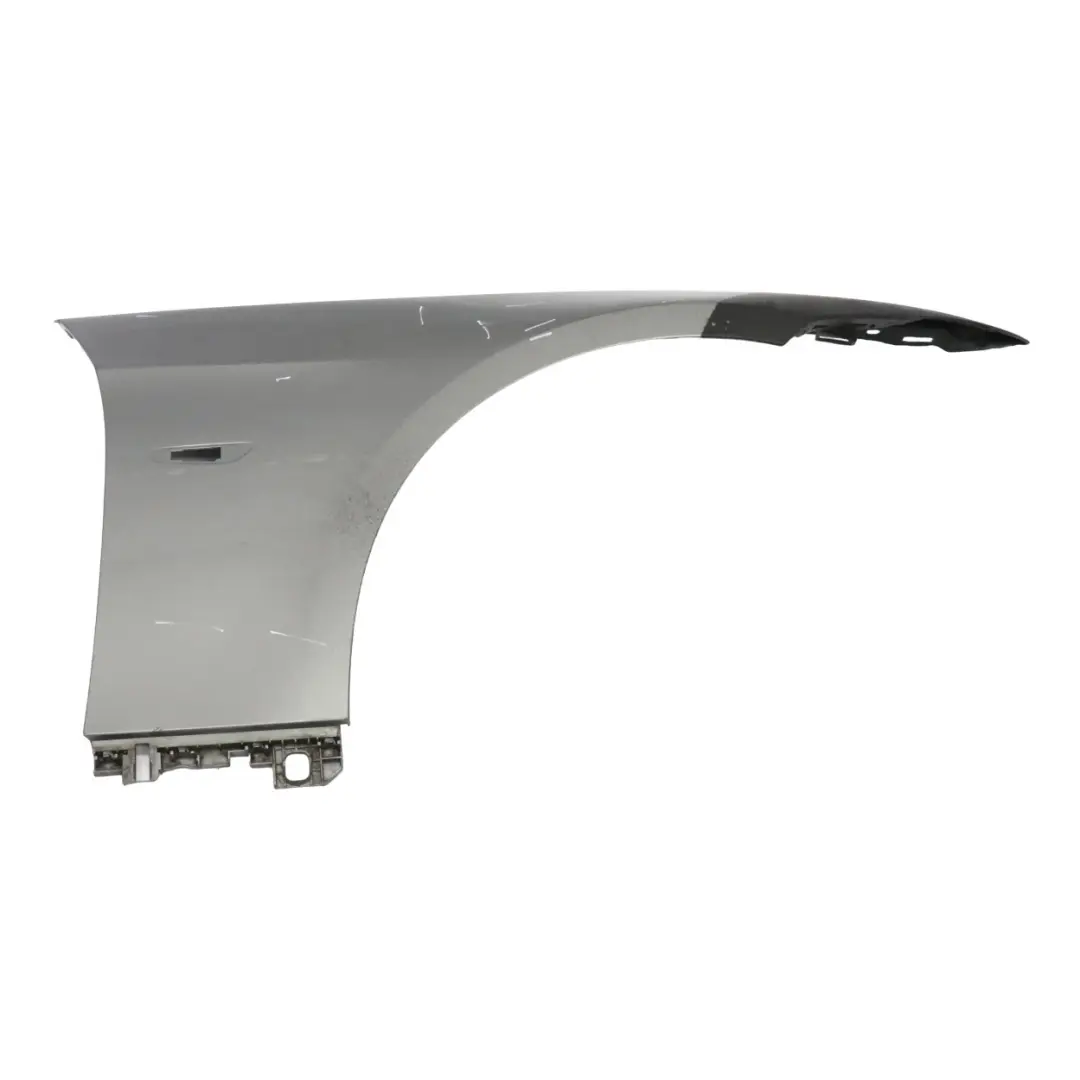 Parafango Anteriore Pannello Destro Sparkling Graphite - A22 per BMW E92 con numero di parte 2155922 BMW E92 Parafango Anteriore Pannello Destro Sparkling Graphite - A22 - SKU 2155922-SG4 - Numero di parte 2155922