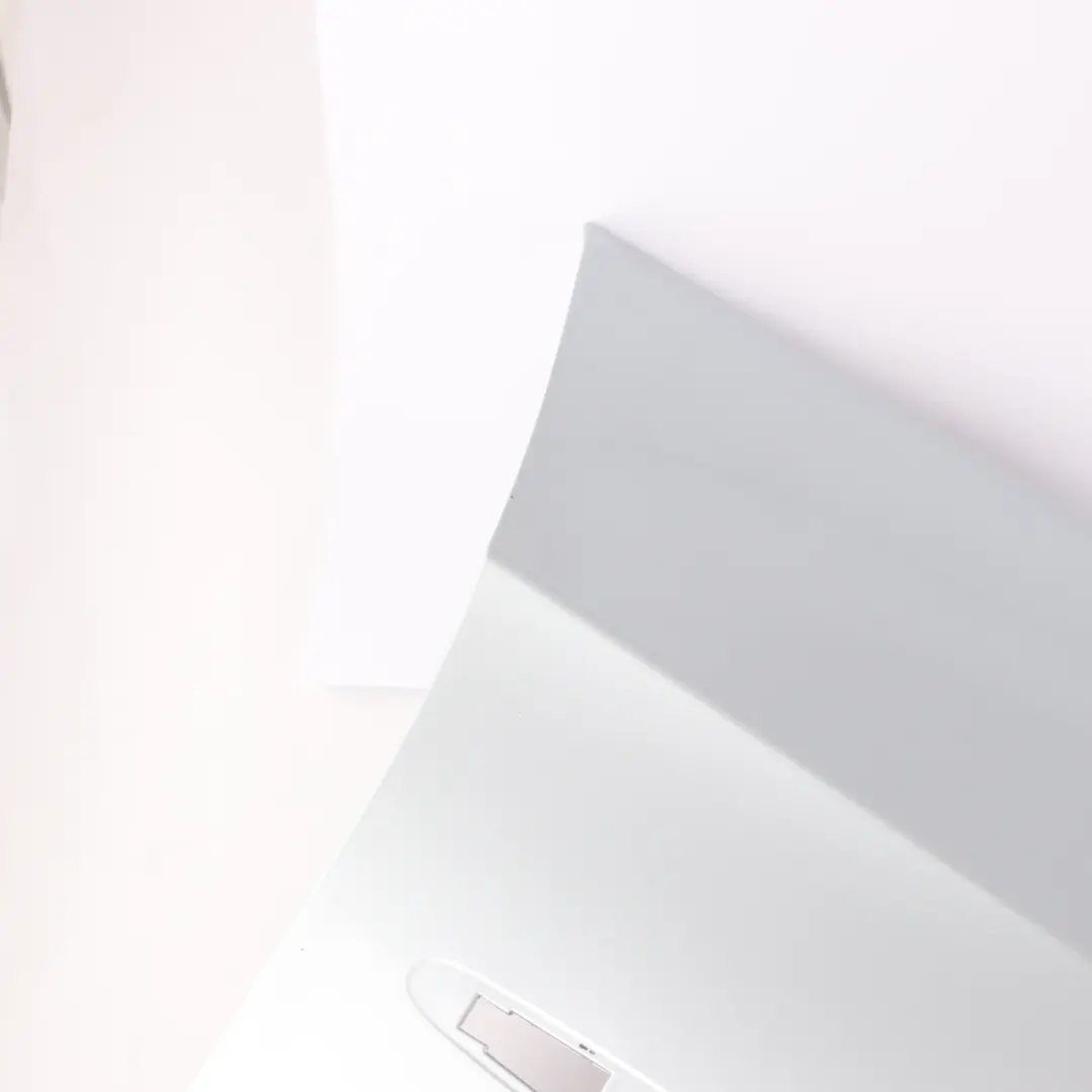 Panel Fender BMW E92 E93 Side Wing Front Right O/S Silverstone Metallic - A29 to with Part number 2155922 Panel Fender BMW E92 E93 Side Wing Front Right O/S Silverstone Metallic - A29 - SKU 2155922-SIL - Part number 2155922