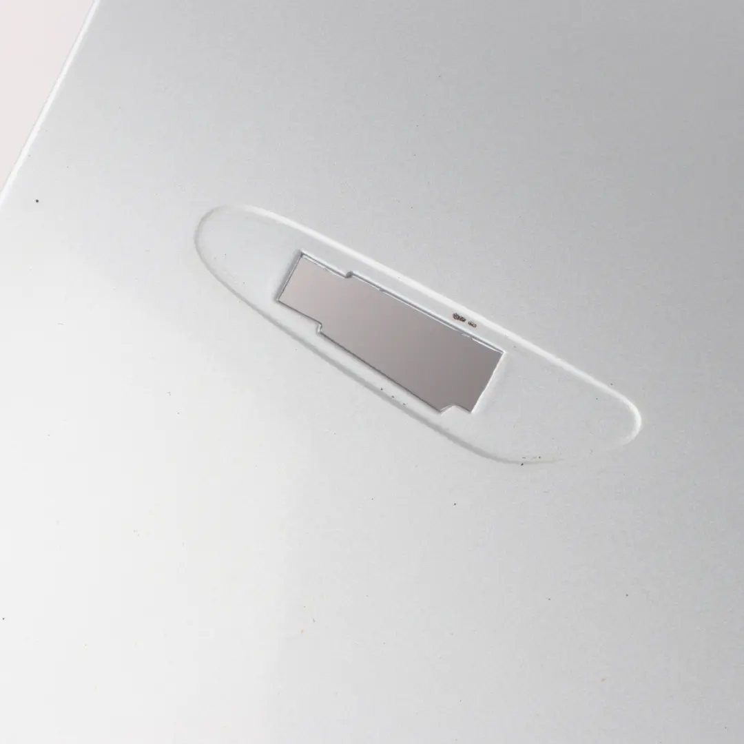 Panel Fender BMW E92 E93 Side Wing Front Right O/S Silverstone Metallic - A29 to with Part number 2155922 Panel Fender BMW E92 E93 Side Wing Front Right O/S Silverstone Metallic - A29 - SKU 2155922-SIL - Part number 2155922