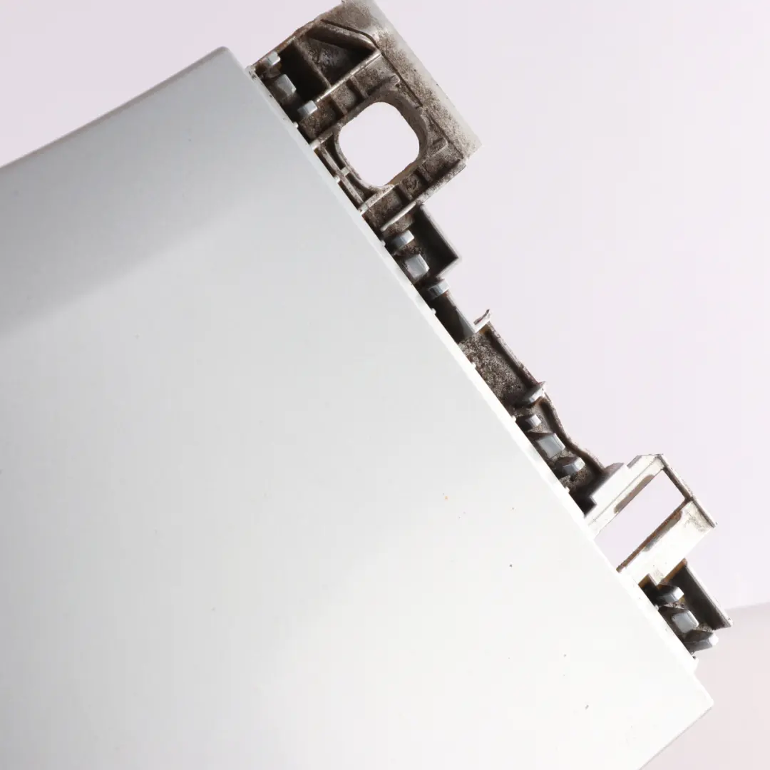 Panel Fender BMW E92 E93 Side Wing Front Right O/S Silverstone Metallic - A29 to with Part number 2155922 Panel Fender BMW E92 E93 Side Wing Front Right O/S Silverstone Metallic - A29 - SKU 2155922-SIL - Part number 2155922