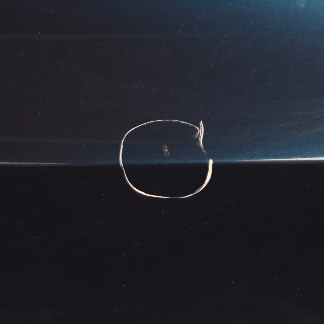 Boot Trunk Lid Tailgate Finisher Trim Panel Cover Tiefseeblau Blue - A76 to BMW F07 with Part number 2166088 BMW F07 Boot Trunk Lid Tailgate Finisher Trim Panel Cover Tiefseeblau Blue - A76 - SKU 2166088-DSB - Part number 2166088