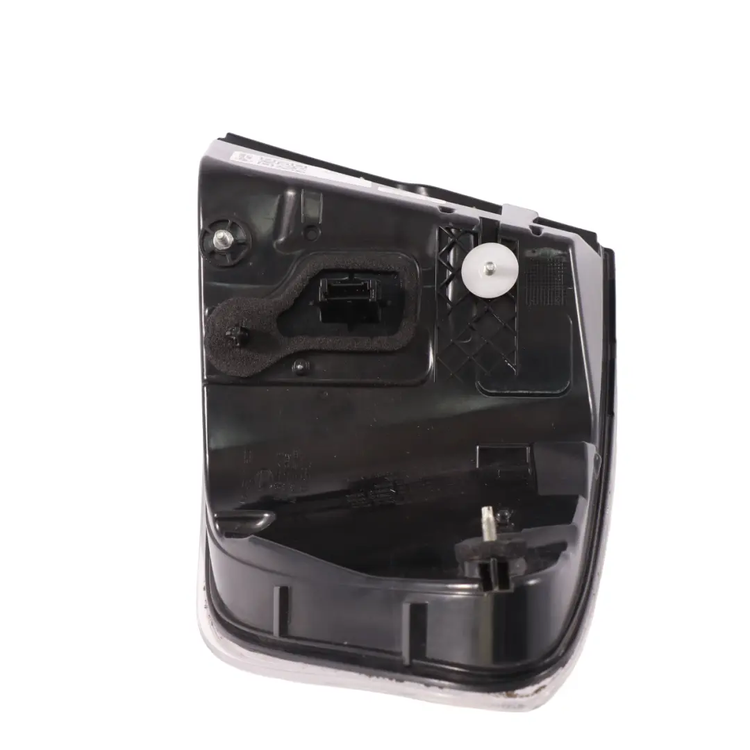 Fanale posteriore BMW F10 Linea Bianca Pannello posteriore Lampada sinistra per con numero di parte 2181347 Fanale posteriore BMW F10 Linea Bianca Pannello posteriore Lampada sinistra - SKU 2181347 - Numero di parte 2181347