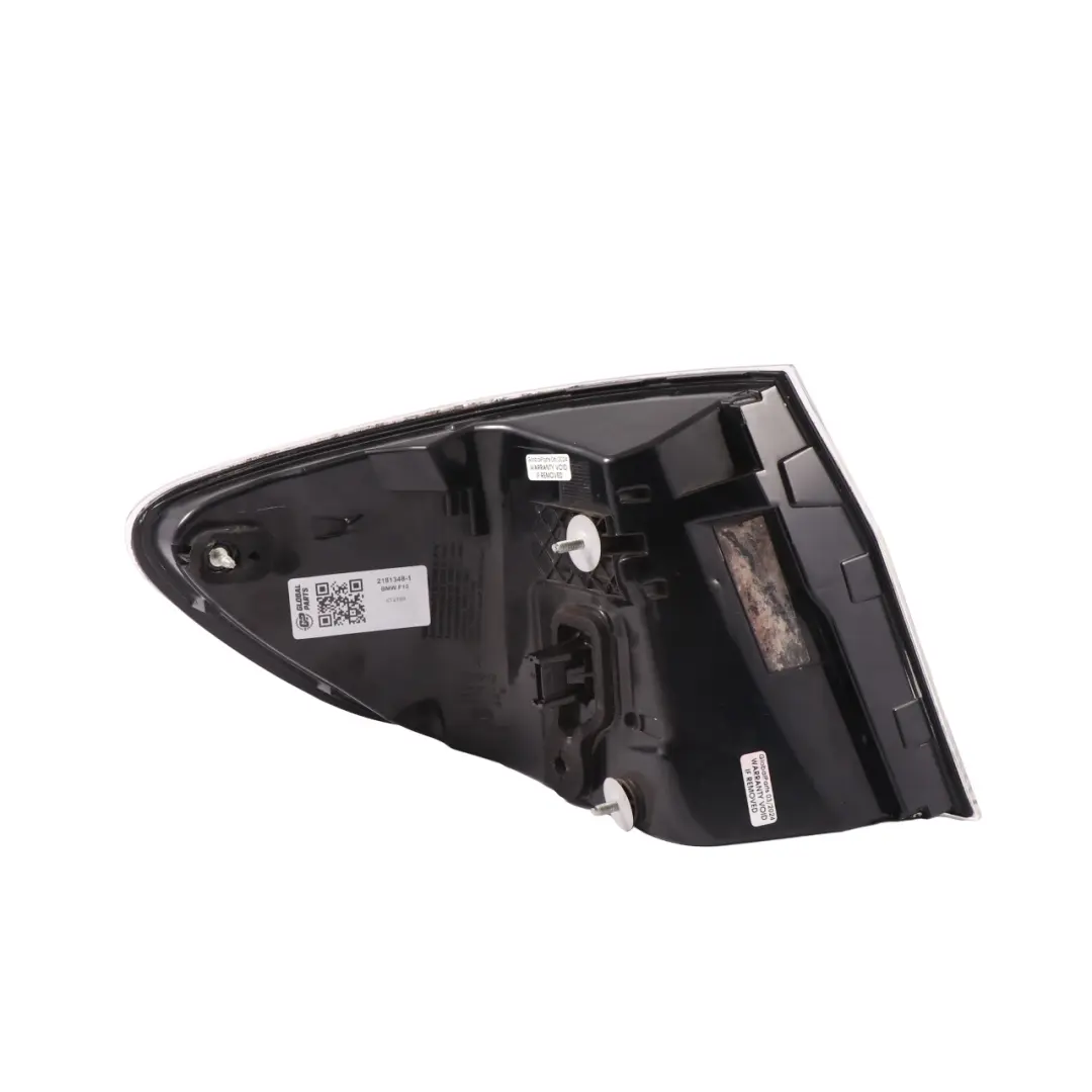 Fanale posteriore BMW F10 520d 530i linea bianca Pannello lampada destra per con numero di parte 2181348 Fanale posteriore BMW F10 520d 530i linea bianca Pannello lampada destra - SKU 2181348-1 - Numero di parte 2181348