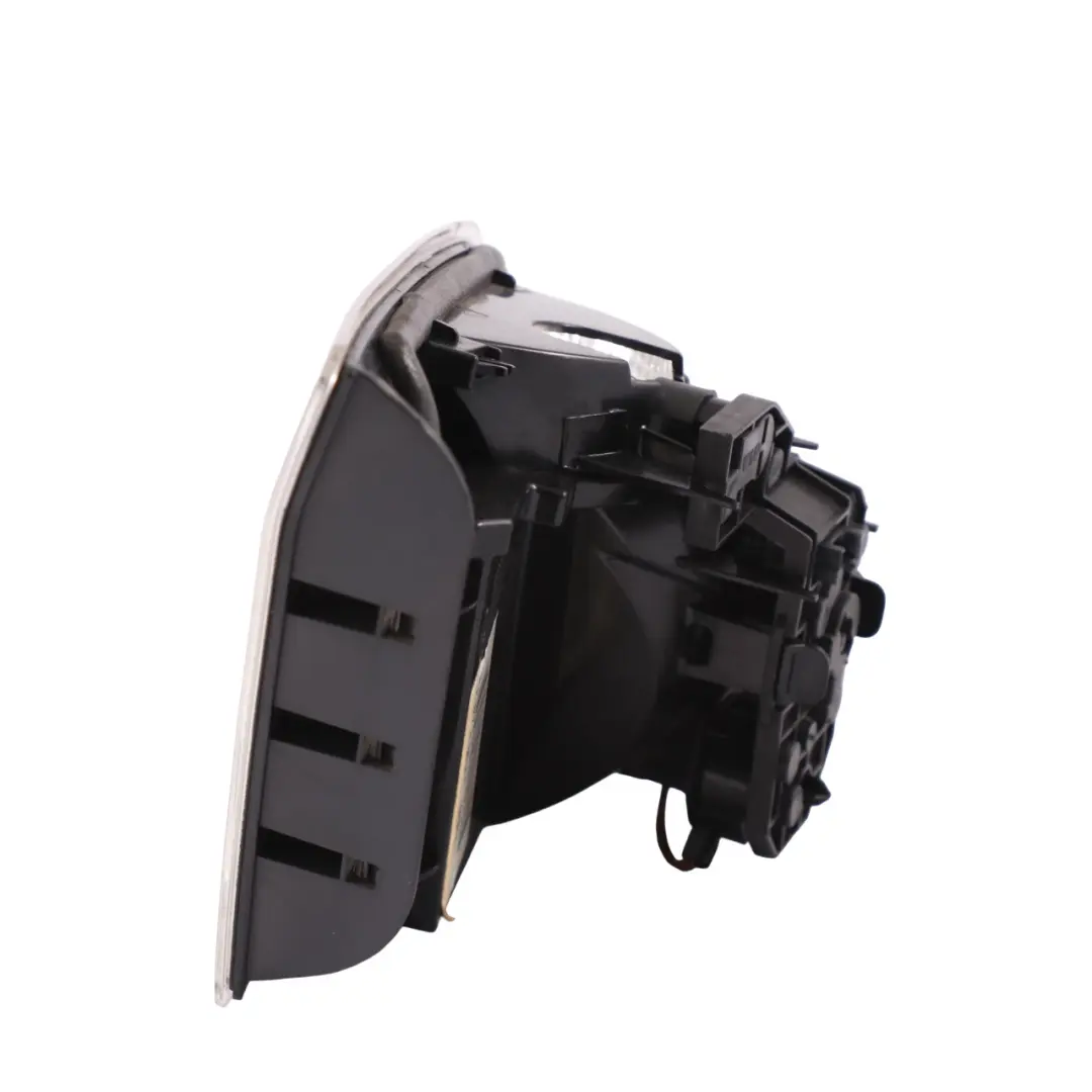 Bianca Fanale Posteriore Baule Coperchio destro per BMW F10 520d 530i Linea con numero di parte 2181350 BMW F10 520d 530i Linea Bianca Fanale Posteriore Baule Coperchio destro - SKU 2181350 - Numero di parte 2181350