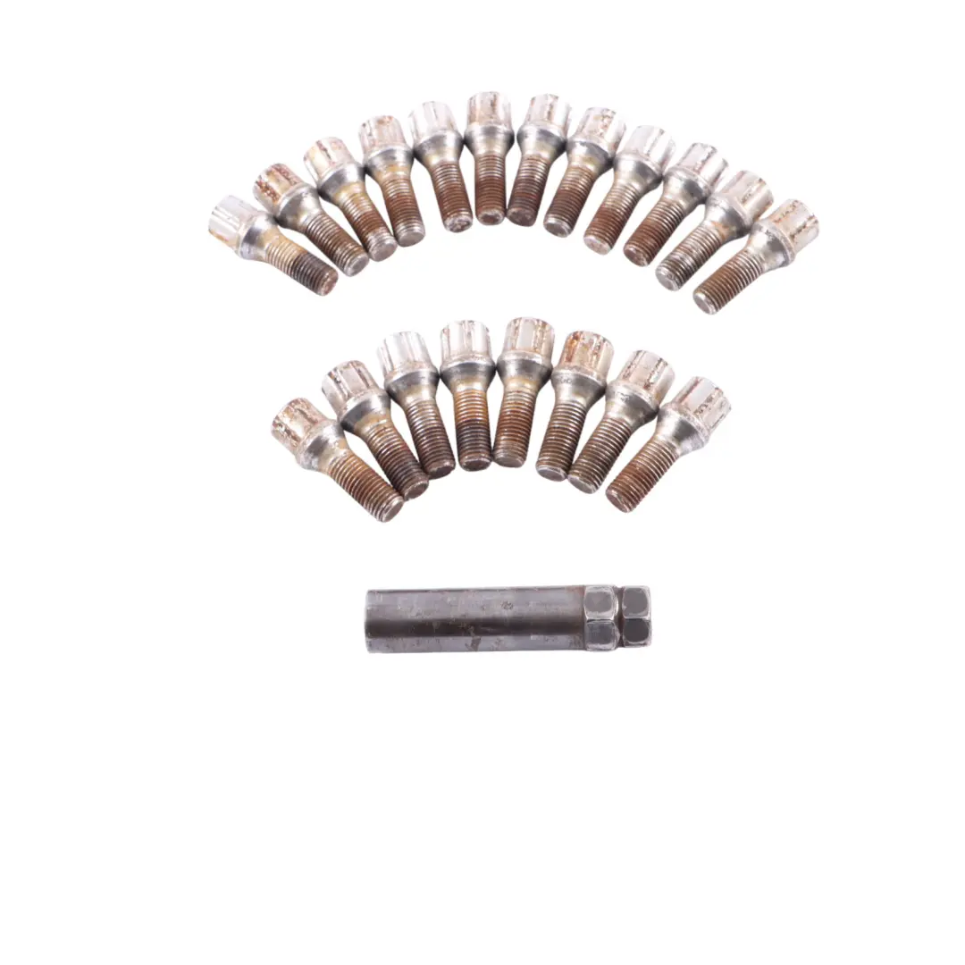 BMW E60 E84 E87 E90 Set di quattro bulloni ruota nero con adattatore sicurezza - SKU 2453959-5 - Numero di parte 2453959