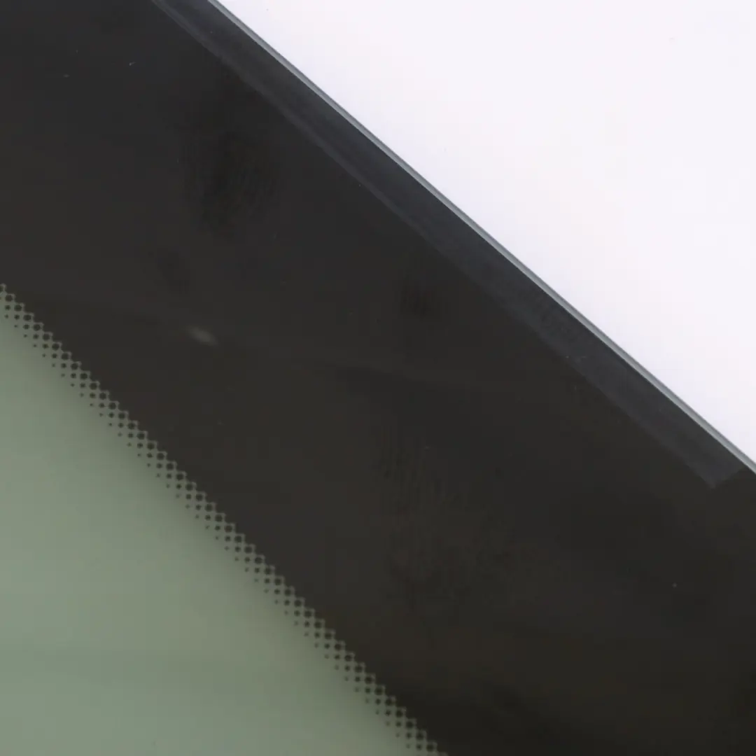 Coupé R58 Vetro fisso laterale SSG posteriore sinistro per Mini con numero di parte 2759503 Mini Coupé R58 Vetro fisso laterale SSG posteriore sinistro - SKU 2759503-1 - Numero di parte 2759503