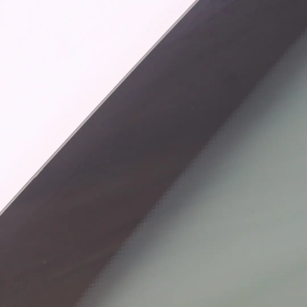 Coupé SSG Szyba Boczna Prawy Tył do Mini o numerze 2759504 Mini Coupé SSG Szyba Boczna Prawy Tył - SKU 2759504-1 - Numer Części 2759504