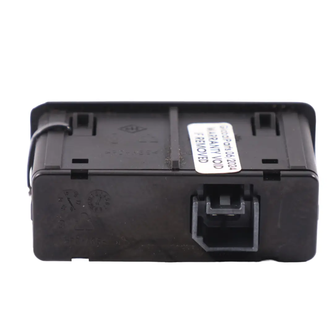 USB Port Renault Trafic 3 Vauxhall Vivaro B Socket Plug Connector to with Part number 280236188R USB Port Renault Trafic 3 Vauxhall Vivaro B Socket Plug Connector - SKU 280236188R - Part number 280236188R