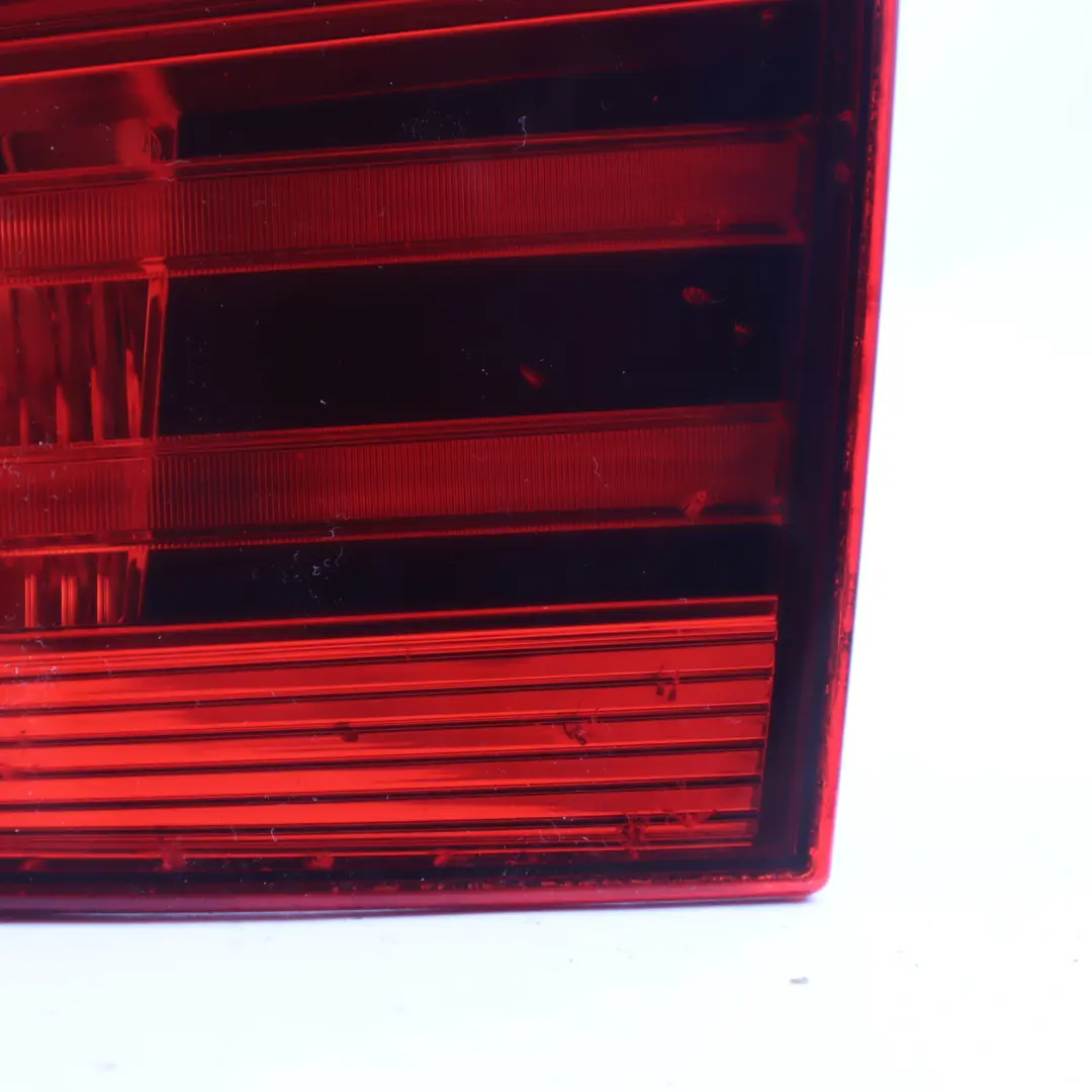 Lumière Dans Le Couvercle Du Coffre Hayon Droit pour BMW X1 E84 à propos du numéro de pièce 2990114 BMW X1 E84 Lumière Dans Le Couvercle Du Coffre Hayon Droit - SKU 2990114-2 - Numéro de pièce 2990114