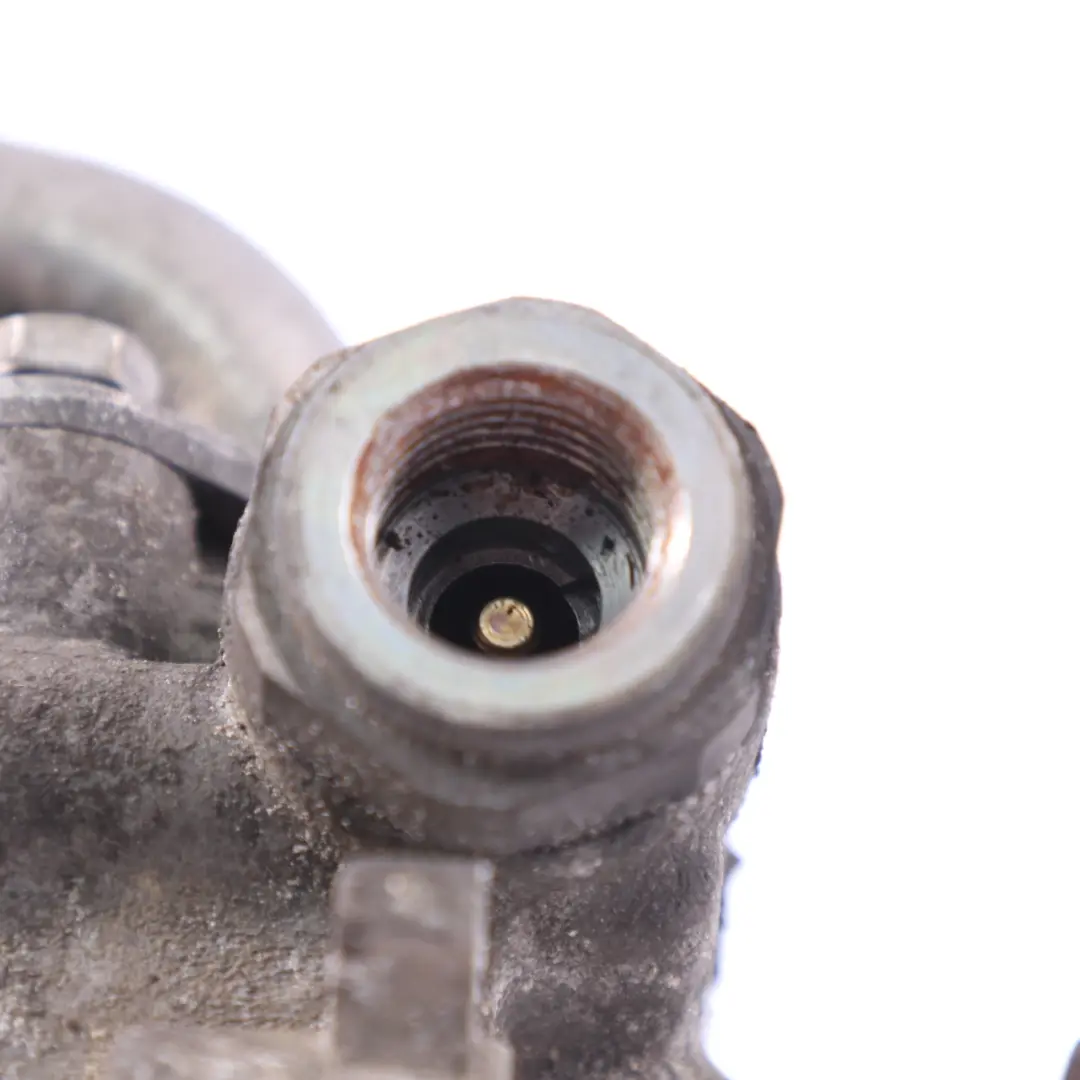 Pompe de direction assistée pour Volkswagen VW Caddy à propos du numéro de pièce 2K0422154A Volkswagen VW Caddy Pompe de direction assistée - SKU 2K0422154A - Numéro de pièce 2K0422154A