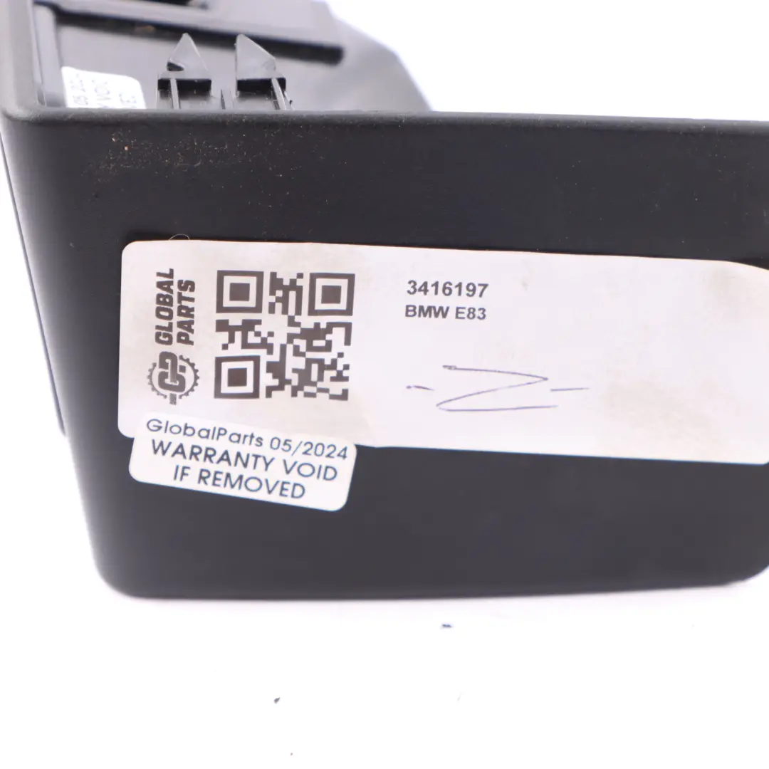 Cendrier Arrière Gauche Noir pour BMW E83 Porte à propos du numéro de pièce 3416197 BMW E83 Porte Cendrier Arrière Gauche Noir - SKU 3416197 - Numéro de pièce 3416197