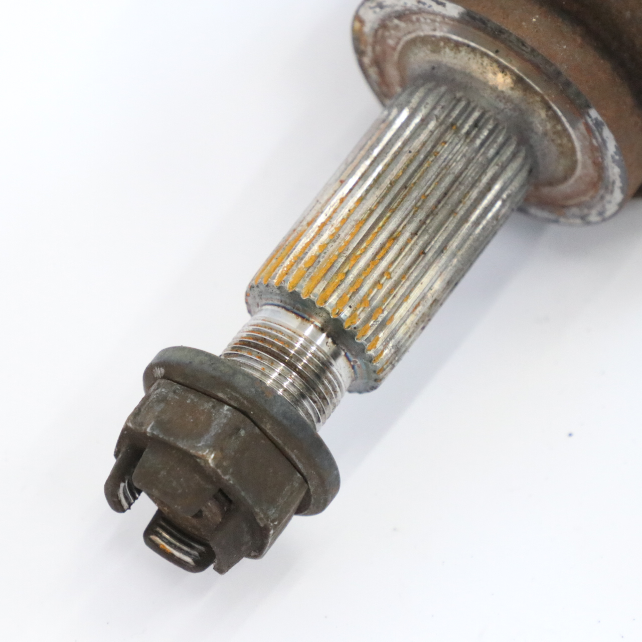 RENAULT TRAFIC drive shaft front and rear at a good price to lower replacement cost