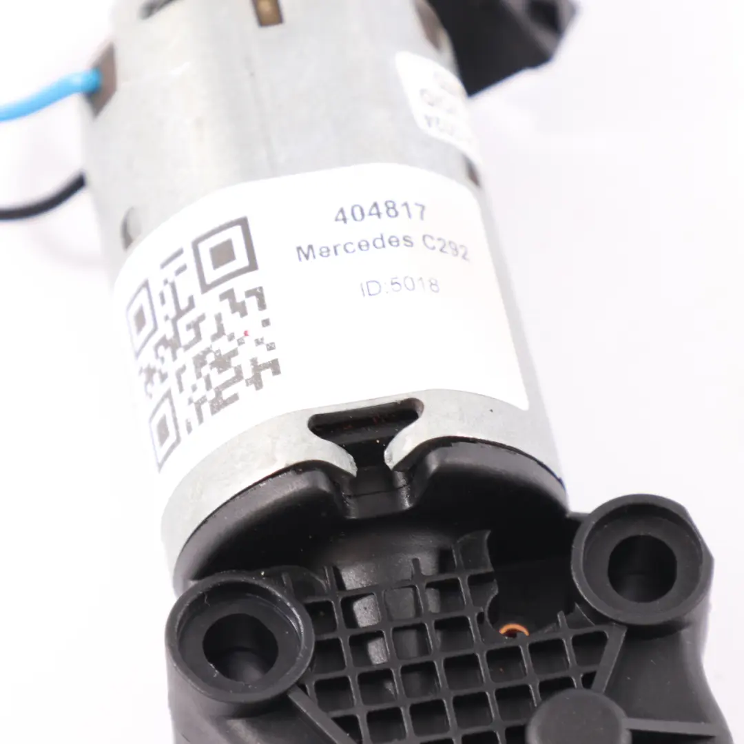 Ajuste eléctrico asiento delantero Motor accionamiento para Mercedes GLE C292 con número de pieza 404817 Mercedes GLE C292 Ajuste eléctrico asiento delantero Motor accionamiento - SKU 404817 - Número de pieza 404817
