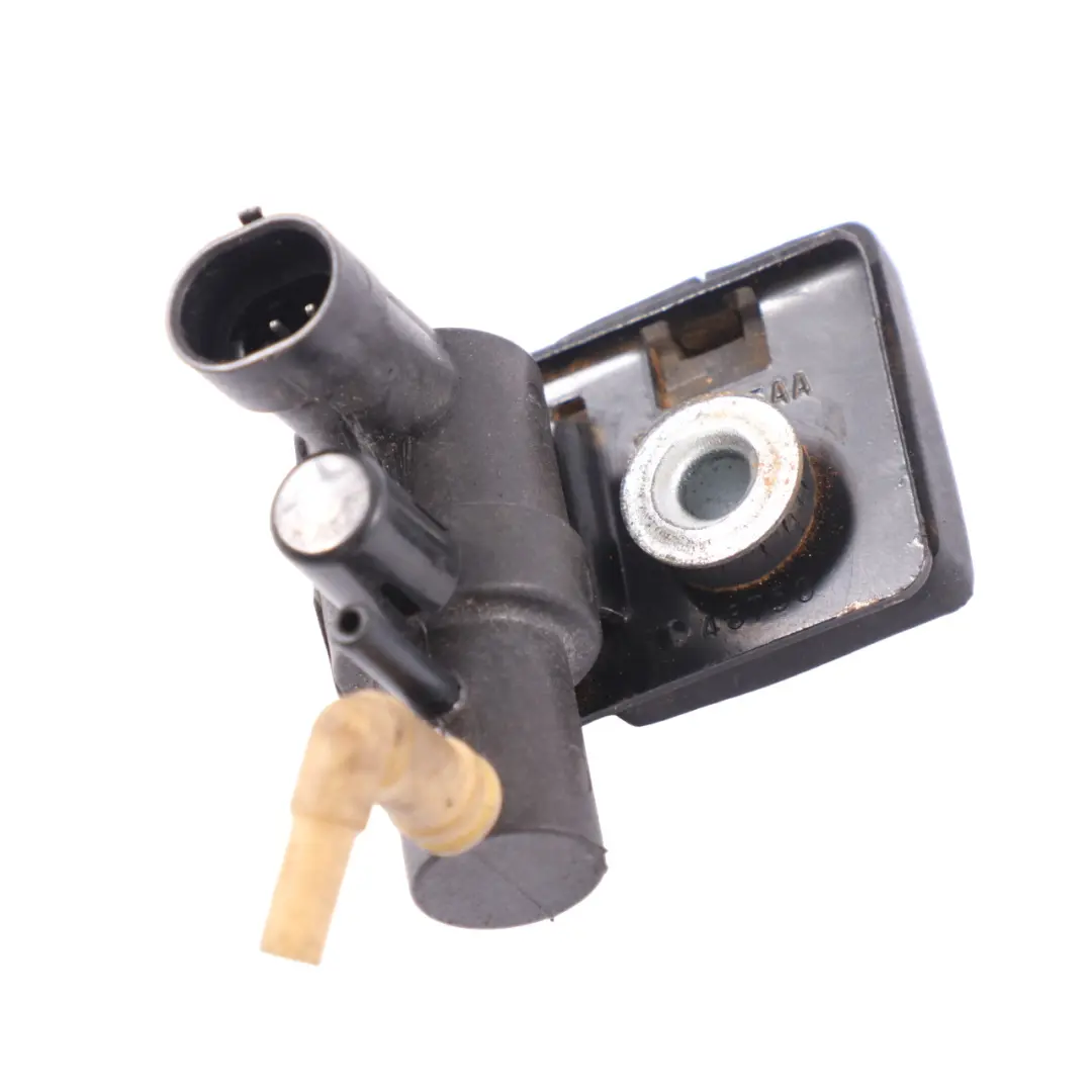 Válvula solenoide control vacío para Chrysler Grand Voyager 2.8 CRD con número de pieza 5149105AA Chrysler Grand Voyager 2.8 CRD Válvula solenoide control vacío - SKU 5149105AA - Número de pieza 5149105AA