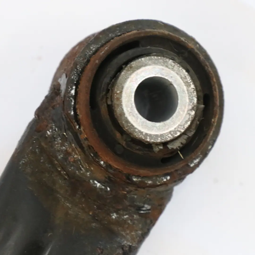 Wspornik Drążka Stabilizatora do Renault Trafic III Opel Vivaro B o numerze 551304056R Renault Trafic III Opel Vivaro B Wspornik Drążka Stabilizatora - SKU 551304056R - Numer Części 551304056R