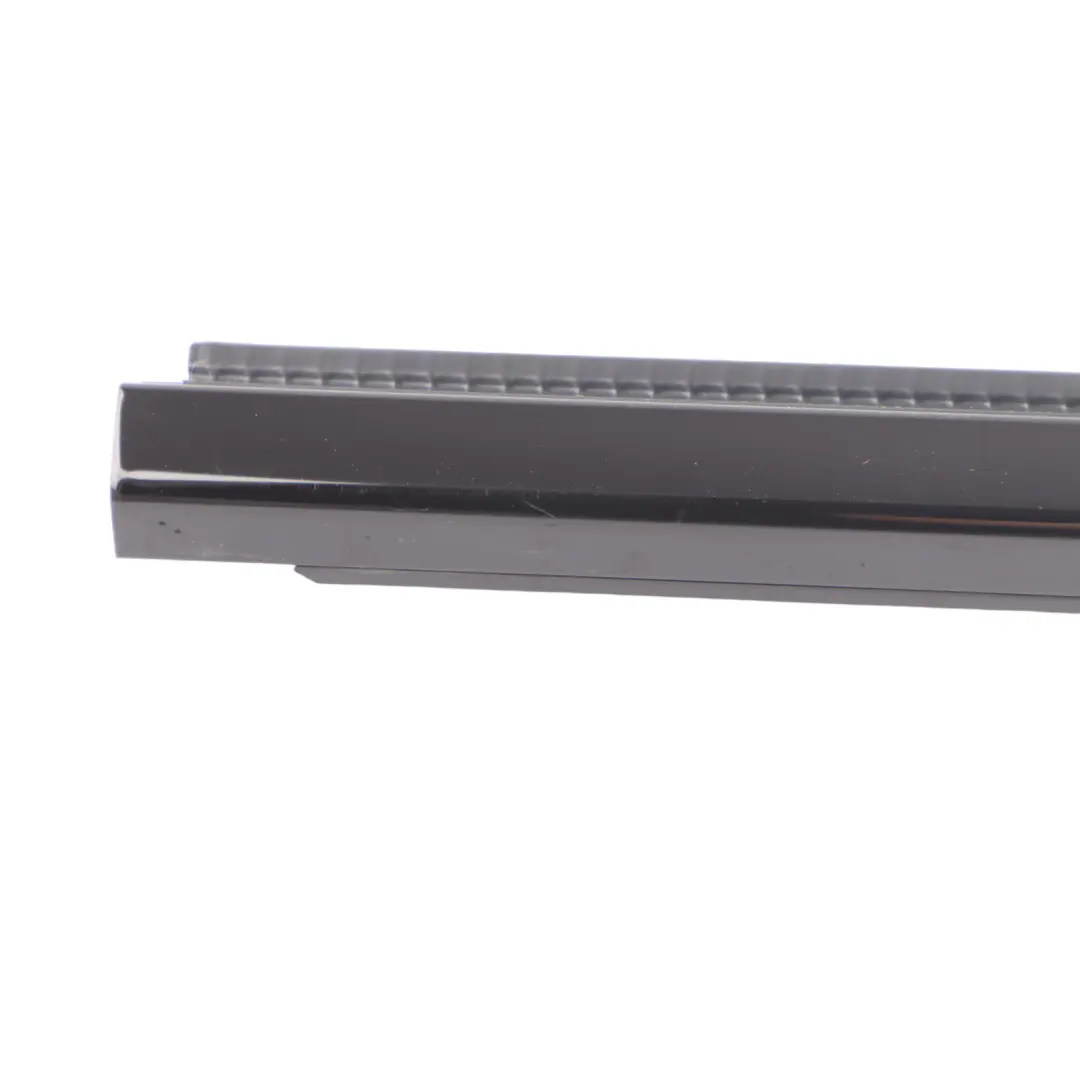 Joint Étanchéité Porte Avant Droit Caoutchouc pour BMW G26 à propos du numéro de pièce 5A5C0B8 BMW G26 Joint Étanchéité Porte Avant Droit Caoutchouc - SKU 5A5C0B8 - Numéro de pièce 5A5C0B8