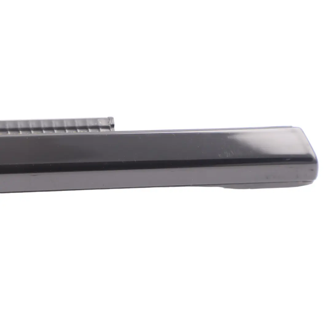 Joint Étanchéité Porte Avant Droit Caoutchouc pour BMW G26 à propos du numéro de pièce 5A5C0B8 BMW G26 Joint Étanchéité Porte Avant Droit Caoutchouc - SKU 5A5C0B8 - Numéro de pièce 5A5C0B8