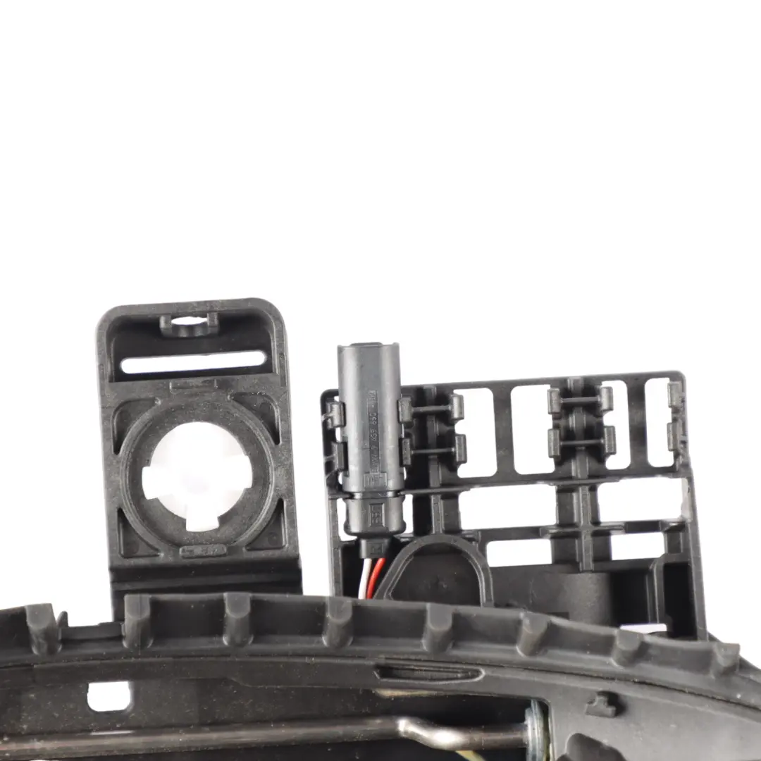 Exterior Puerta Manija Agarre Base Portador Izquierda para BMW G26 con número de pieza 5A68F01 BMW G26 Exterior Puerta Manija Agarre Base Portador Izquierda - SKU 5A68F01 - Número de pieza 5A68F01