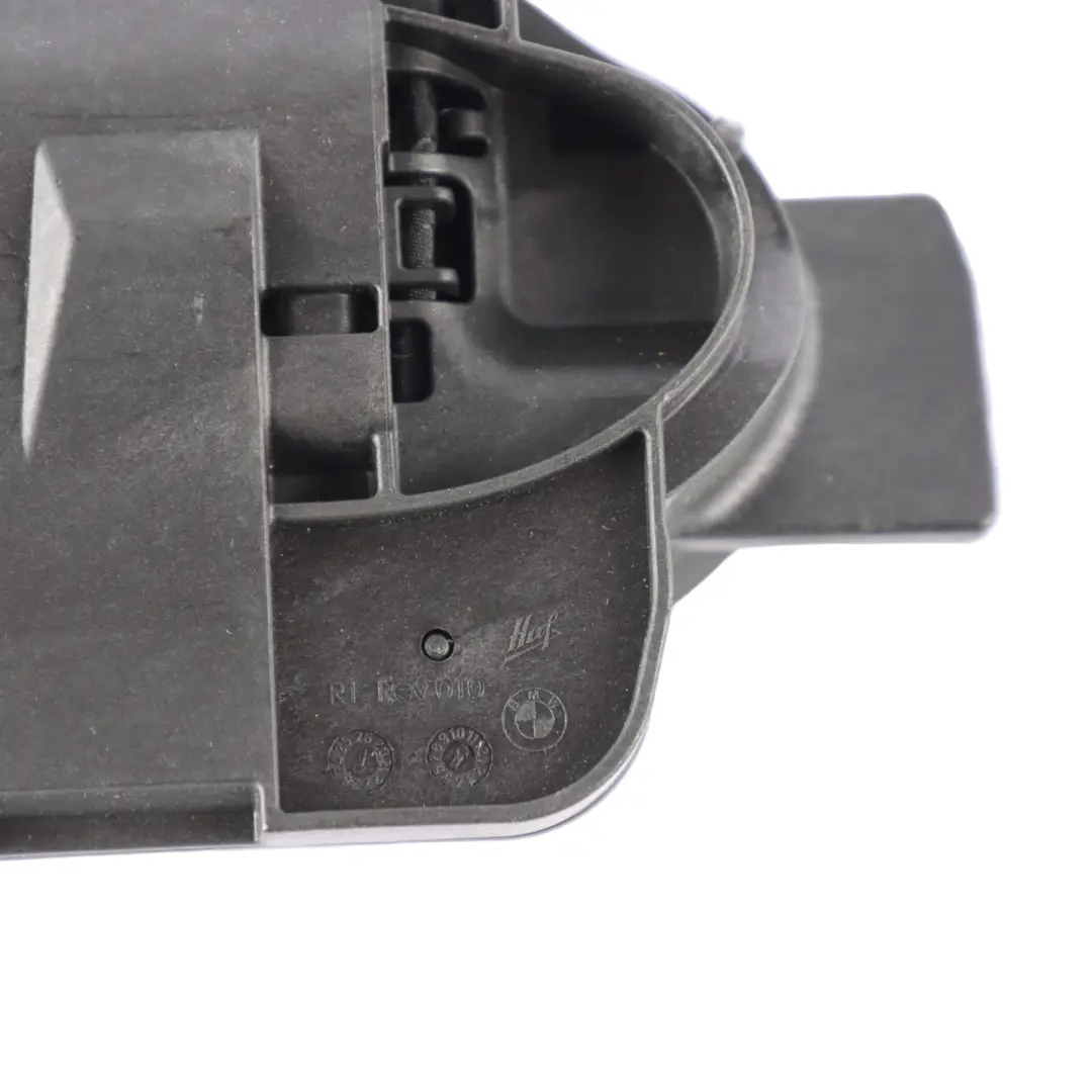 Outside Door Handle Grab Base Carrier Rear Right O/S to BMW G26 with Part number 5A68F02 BMW G26 Outside Door Handle Grab Base Carrier Rear Right O/S - SKU 5A68F02 - Part number 5A68F02