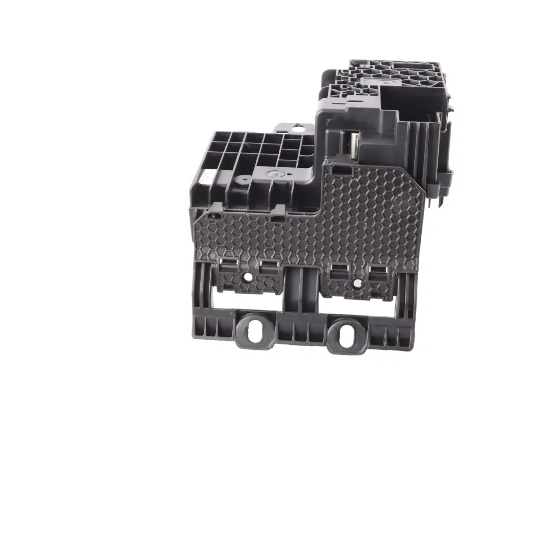 Distribution Box BMW G11 G12 G30 G31 Hybrid Junction Point B+ Rear to with Part number 5A693C7 Distribution Box BMW G11 G12 G30 G31 Hybrid Junction Point B+ Rear - SKU 5A693C7 - Part number 5A693C7