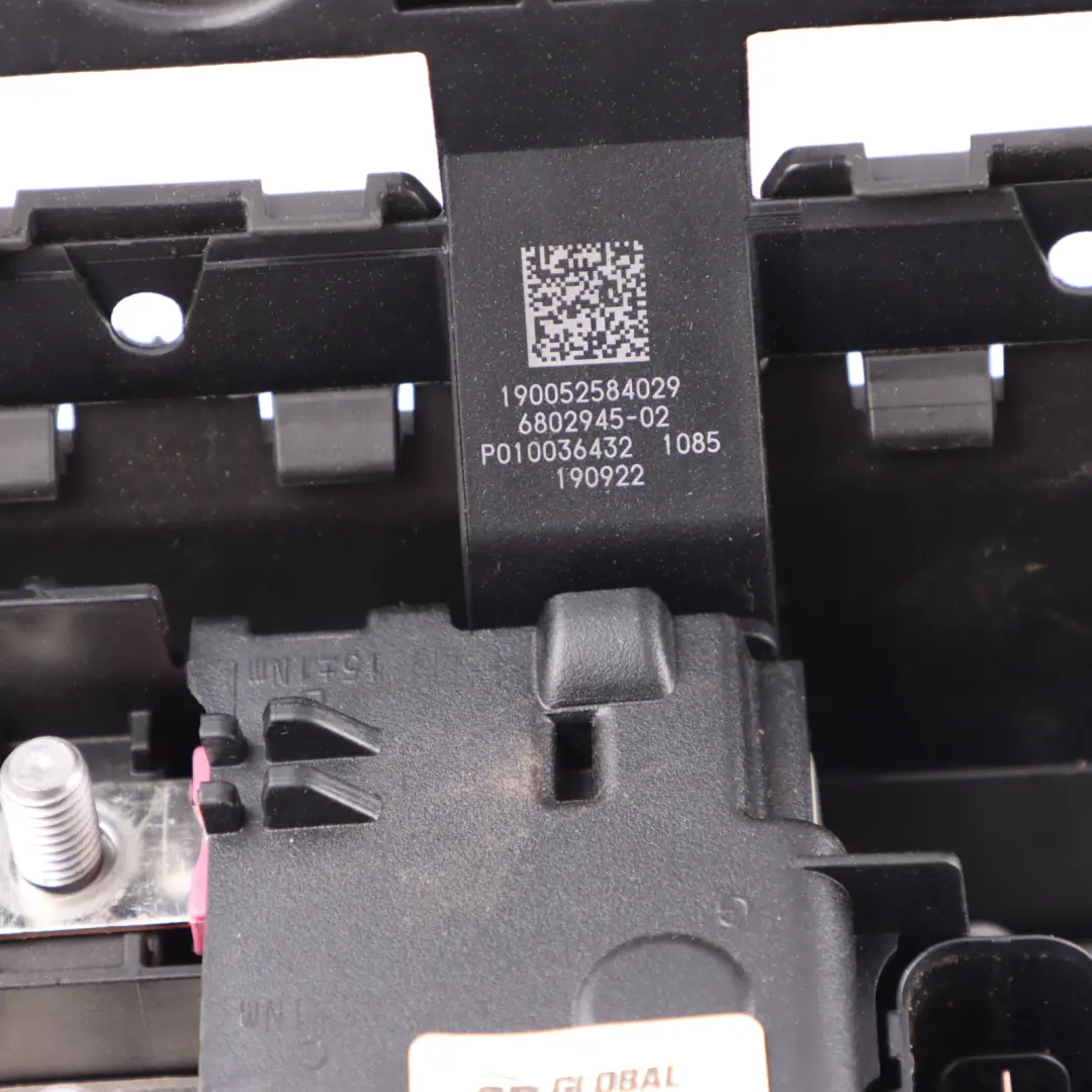 Distribution Box BMW G11 G12 G30 G31 Hybrid Junction Point B+ Rear to with Part number 5A693C7 Distribution Box BMW G11 G12 G30 G31 Hybrid Junction Point B+ Rear - SKU 5A693C7 - Part number 5A693C7