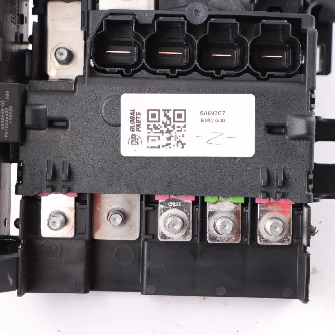 Distribution Box BMW G11 G12 G30 G31 Hybrid Junction Point B+ Rear to with Part number 5A693C7 Distribution Box BMW G11 G12 G30 G31 Hybrid Junction Point B+ Rear - SKU 5A693C7 - Part number 5A693C7