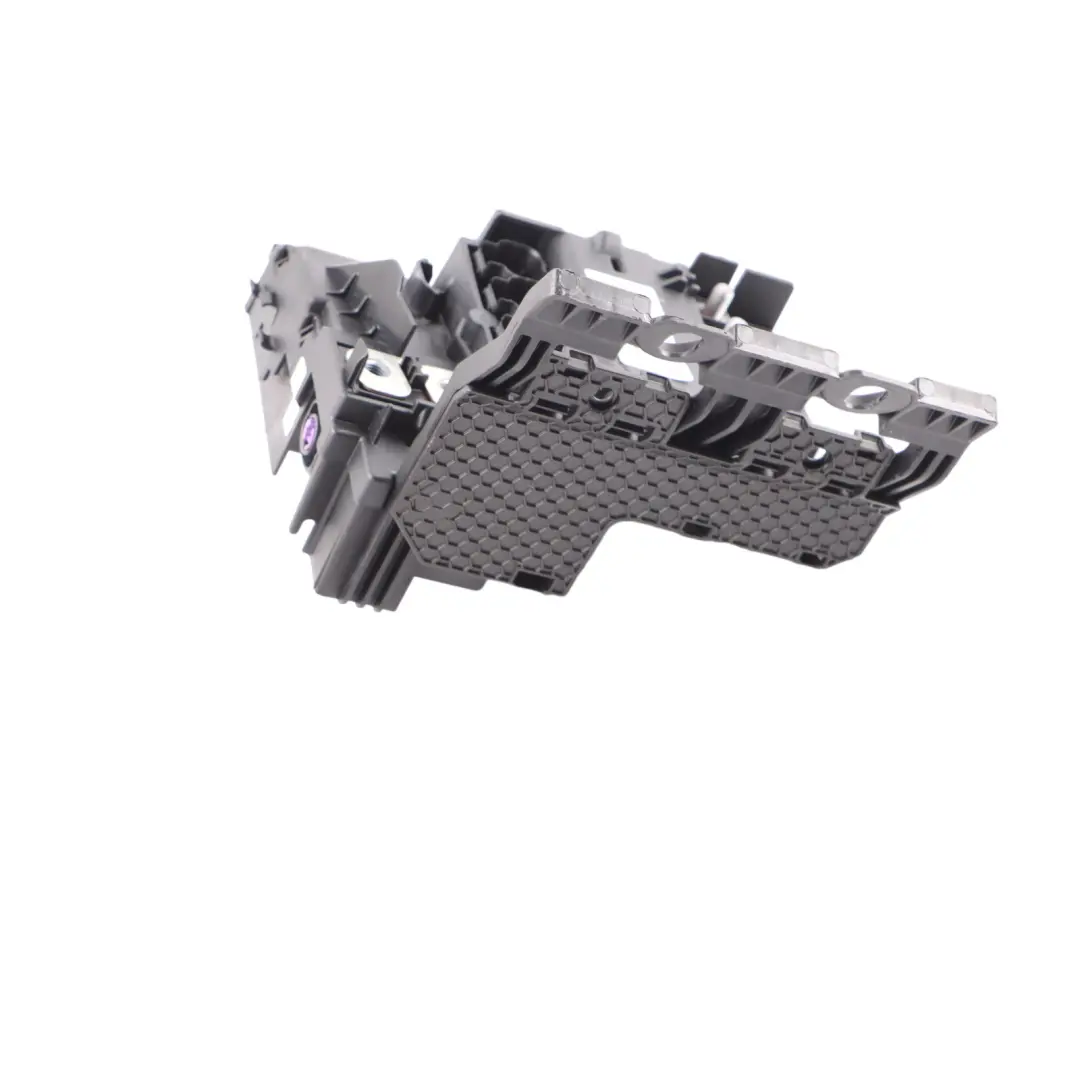 Distribution Box BMW G11 G12 G30 G31 Hybrid Junction Point B+ Rear to with Part number 5A693C7 Distribution Box BMW G11 G12 G30 G31 Hybrid Junction Point B+ Rear - SKU 5A693C7 - Part number 5A693C7