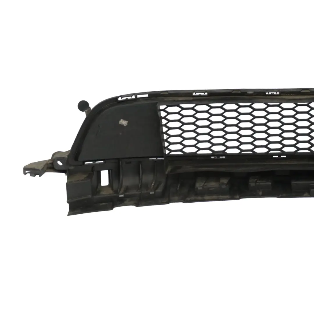 Kratka Dolny Grill Przedniego Zderzaka do Renault Trafic 3 o numerze 622544919R Renault Trafic 3 Kratka Dolny Grill Przedniego Zderzaka - SKU 622544919R - Numer Części 622544919R