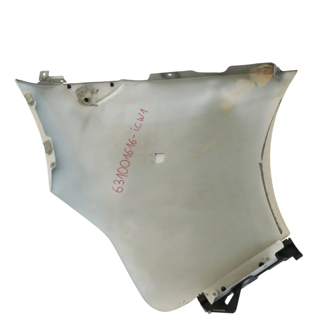 Panel Lateral Delantero Derecho Guardabarros Blanco Hielo 389 para Renault Trafic III con número de pieza 631001616 Renault Trafic III Panel Lateral Delantero Derecho Guardabarros Blanco Hielo 389 - SKU 631001616-ICW1 - Número de pieza 631001616