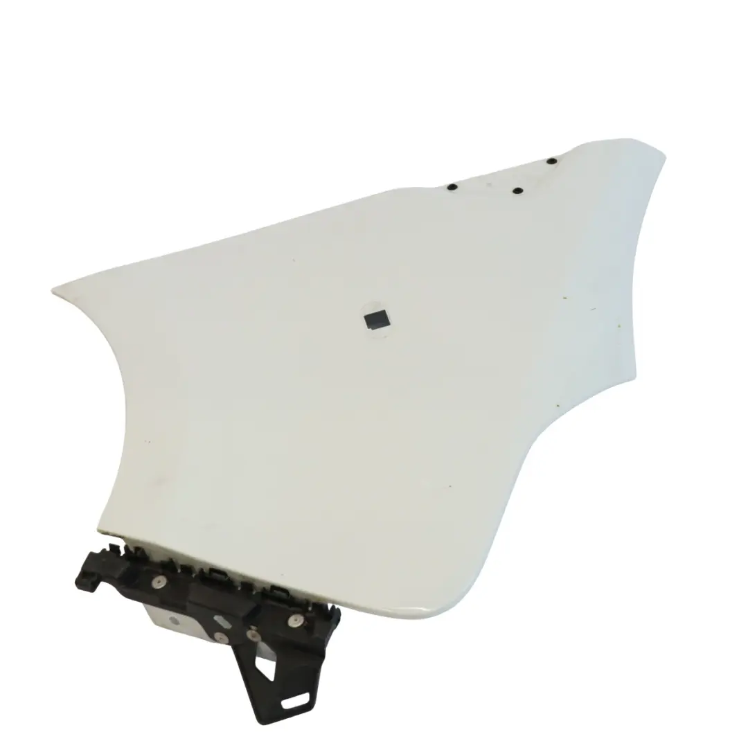 Panneau latéral Cache aile avant droite blanc glacier - 389 pour Renault Trafic III à propos du numéro de pièce 631001616 Renault Trafic III Panneau latéral Cache aile avant droite blanc glacier - 389 - SKU 631001616-ICW1 - Numéro de pièce 631001616