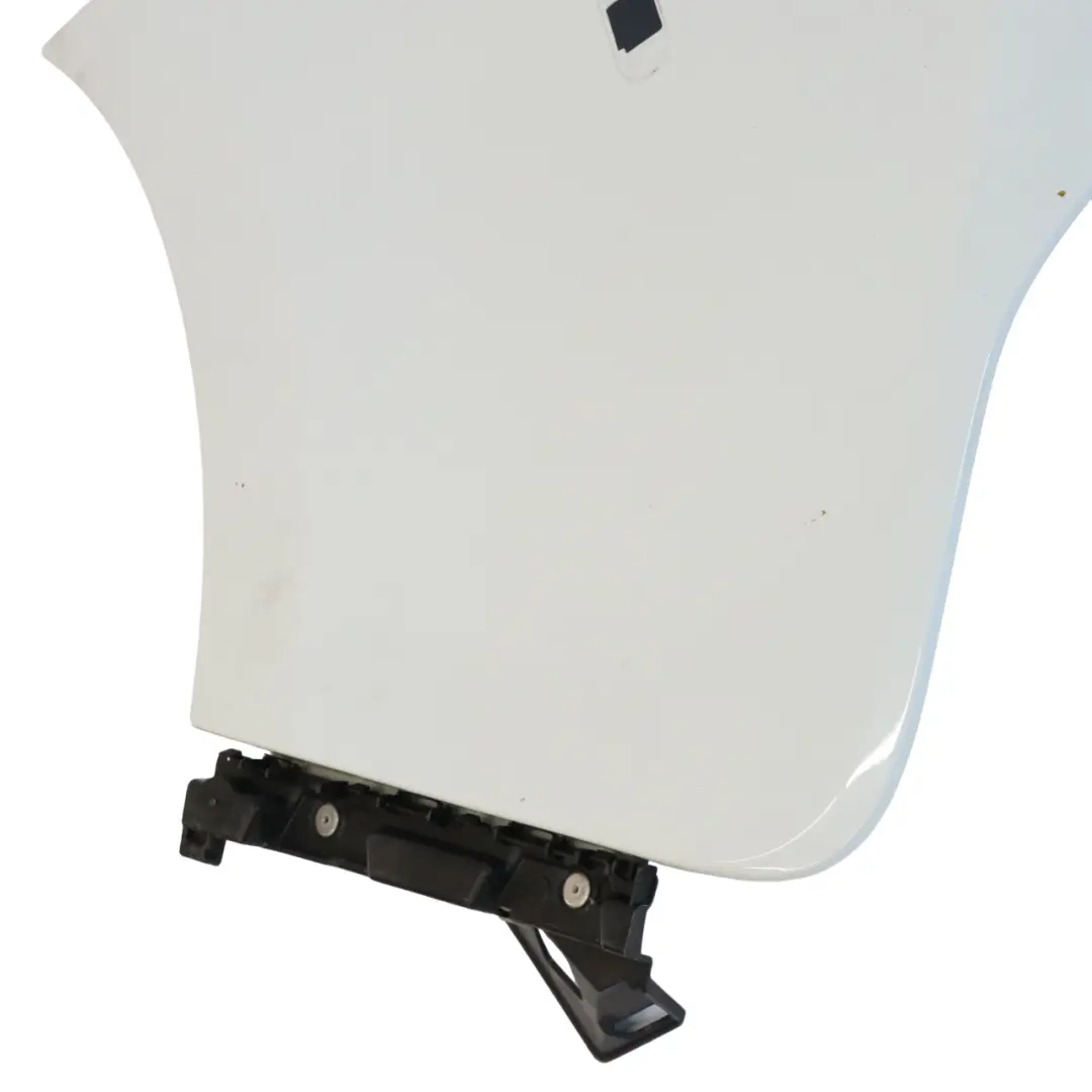 Pannello laterale anteriore destro Copri parafango bianco ghiaccio per Renault III con numero di parte 631001616 Renault III Pannello laterale anteriore destro Copri parafango bianco ghiaccio - SKU 631001616-ICW1 - Numero di parte 631001616