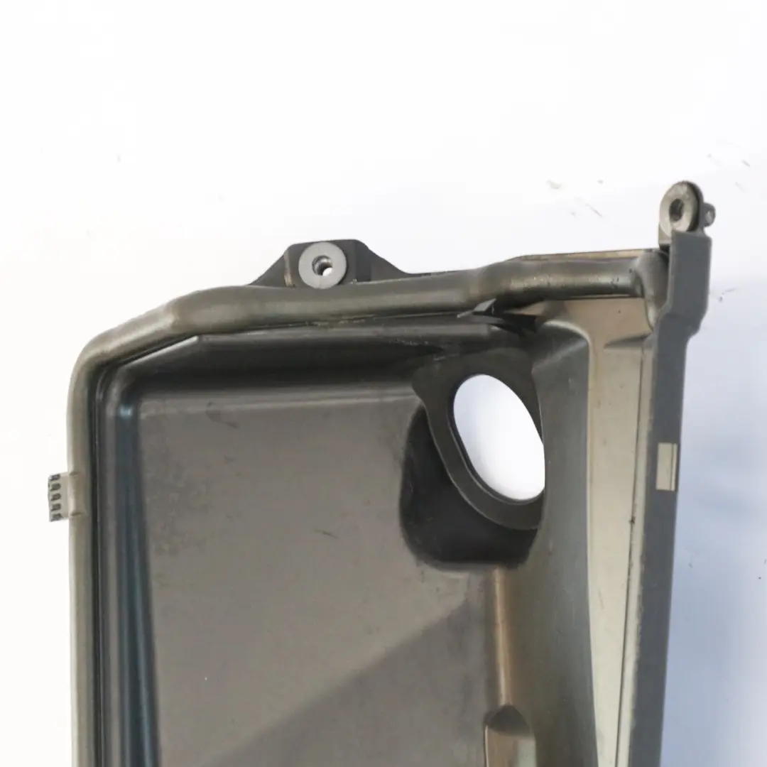 Pannello parabrezza anteriore sinistro per Renault Trafic III Vivaro B con numero di parte 668634247R Renault Trafic III Vivaro B Pannello parabrezza anteriore sinistro - SKU 668634247R - Numero di parte 668634247R