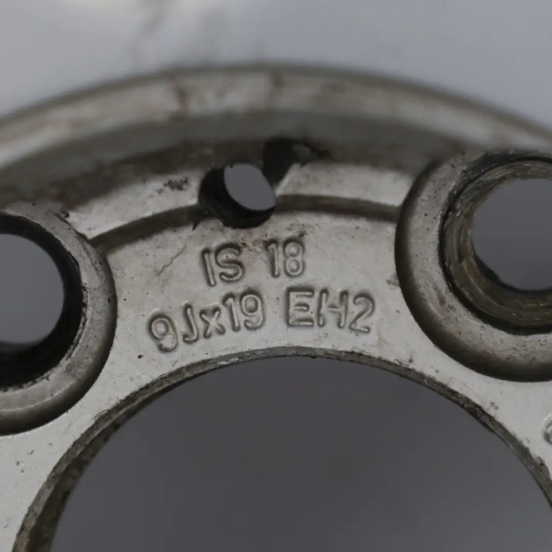 Llanta de aleación trasera BMW E63 E64 19" 9J Ellipsoid Styling 121 para con número de pieza 6760630 Llanta de aleación trasera BMW E63 E64 19" 9J Ellipsoid Styling 121 - SKU 6760630-1 - Número de pieza 6760630