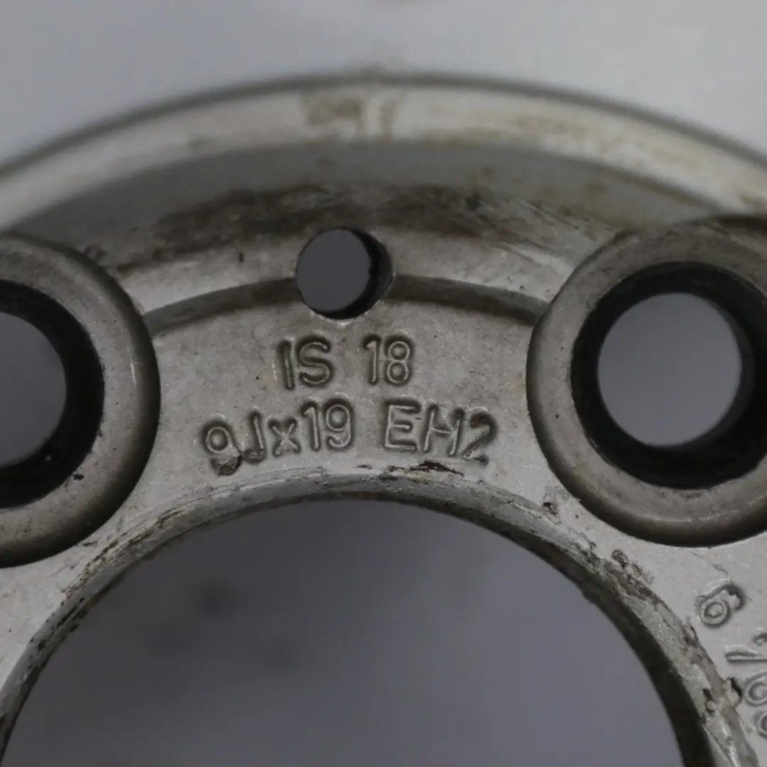 Felga Aluminiowa 19" 9J do BMW E63 E64 o numerze 6760630 BMW E63 E64 Felga Aluminiowa 19" 9J - SKU 6760630-2 - Numer Części 6760630