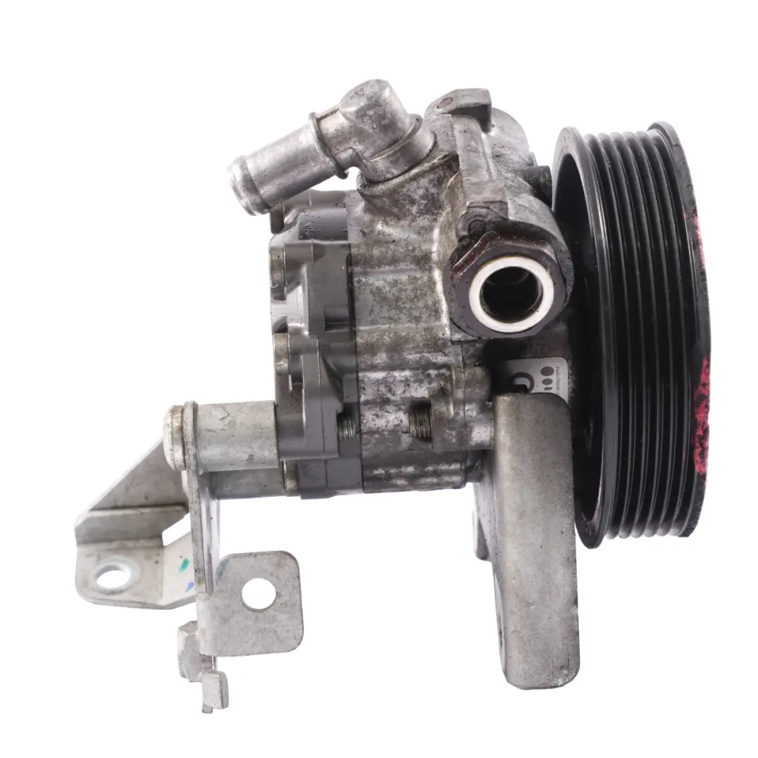 BMW E90 E91 E92 E93 325d 330d Diesel M57N2 Pompe de direction assistée 7693974 - SKU 6768169-5 - Numéro de pièce 6768169