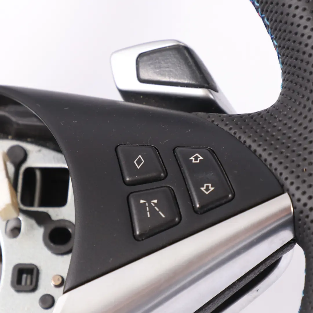 BMW E60 LCI Kierownica NOWA Czarna Skóra Łopatki Asystent Pasa Ruchu - SKU 6774124-1 - Numer Części 6774124