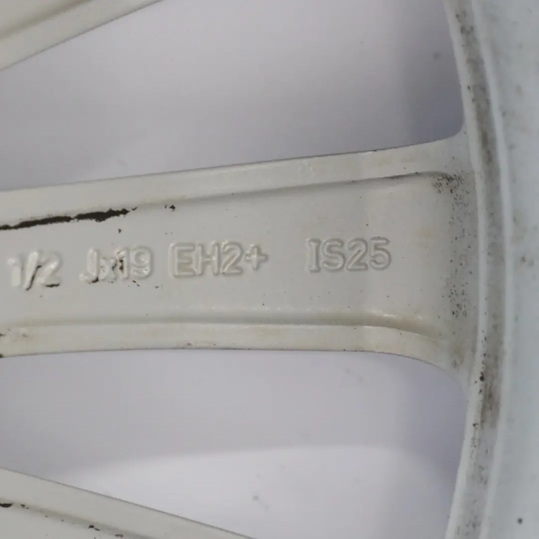 Llanta aleación plateada 19" 8,5J ET:25 Multiradios 235 para BMW F01 F07 GT con número de pieza 6775404 BMW F01 F07 GT Llanta aleación plateada 19" 8,5J ET:25 Multiradios 235 - SKU 6775404-2 - Número de pieza 6775404