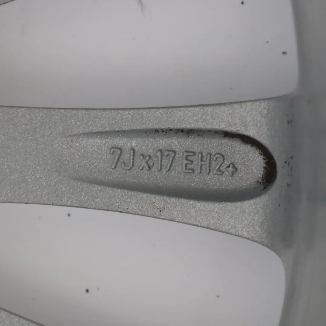 Argent Jante Alliage 17" 7J ET:48 Multi-Spoke 108 pour Mini Cooper R50 R55 R56 à propos du numéro de pièce 6777356 Mini Cooper R50 R55 R56 Argent Jante Alliage 17" 7J ET:48 Multi-Spoke 108 - SKU 6777356-7 - Numéro de pièce 6777356