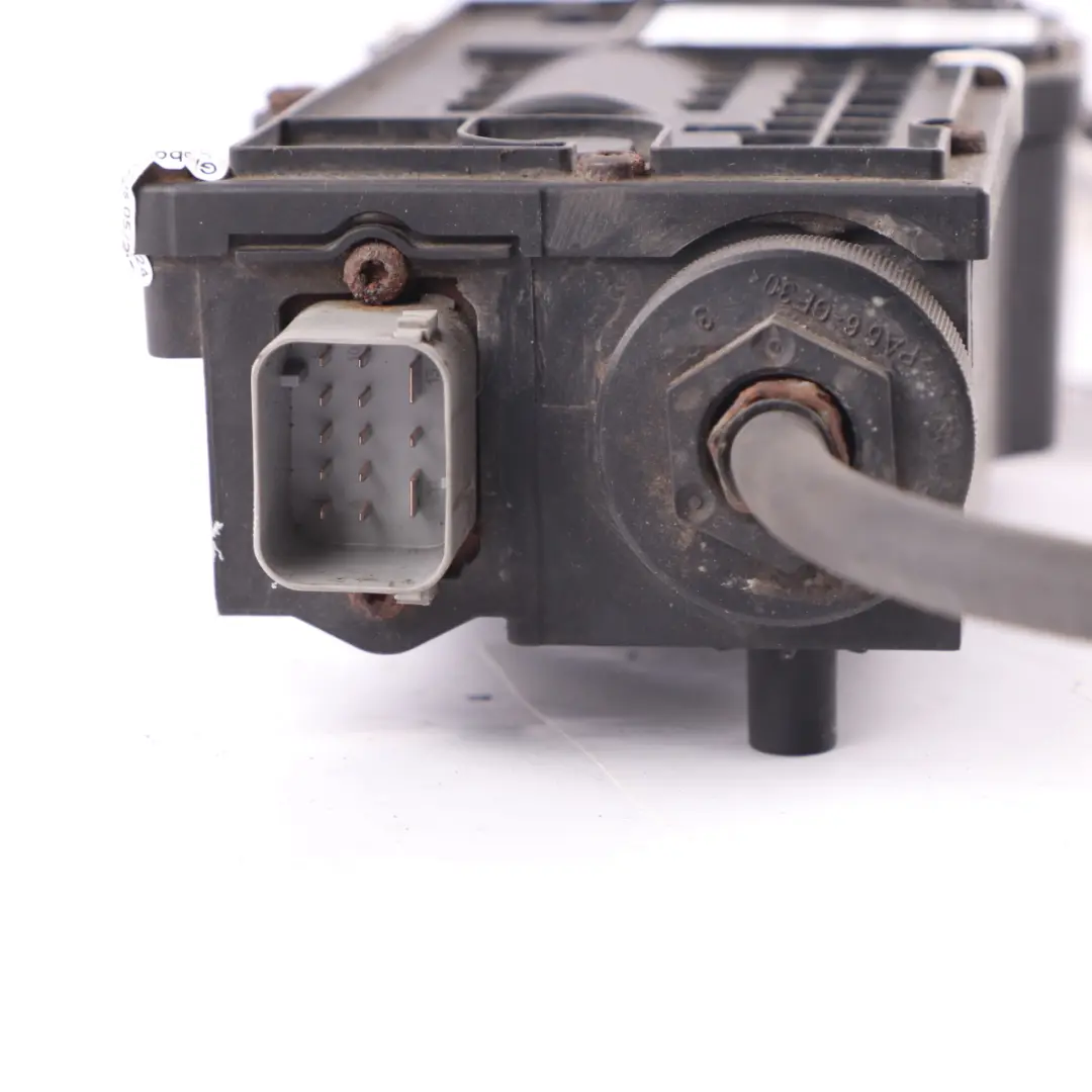 Electronic Handbrake BMW E70 E71 Parking Brake Actuator Control Unit to with Part number 6788968 Electronic Handbrake BMW E70 E71 Parking Brake Actuator Control Unit - SKU 6788968 - Part number 6788968