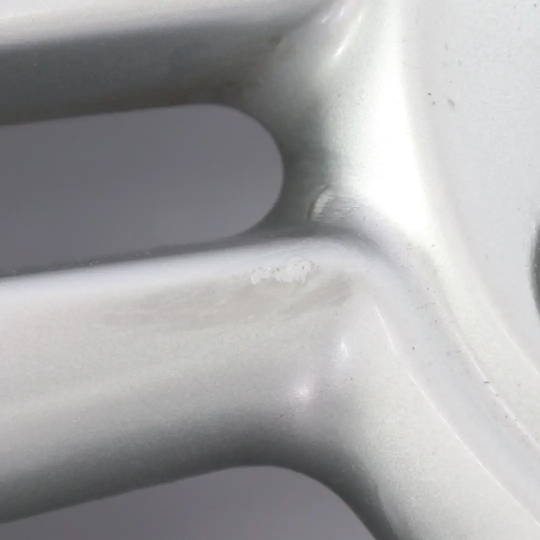 Llanta Mini Cooper R55 R56 R57 R58 Alloy 16" 6,5J 6-Estrella Gemelo Radios 119 para con número de pieza 6791940 Llanta Mini Cooper R55 R56 R57 R58 Alloy 16" 6,5J 6-Estrella Gemelo Radios 119 - SKU 6791940-4 - Número de pieza 6791940