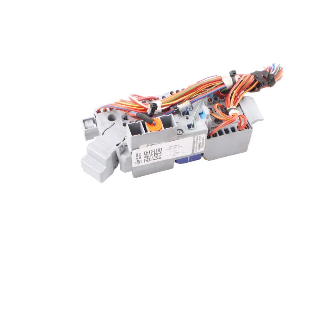 Scatola fusibili BMW G20 X3 G01 Modulo distribuzione potenza anteriore per con numero di parte 6807487 Scatola fusibili BMW G20 X3 G01 Modulo distribuzione potenza anteriore - SKU 6807487 - Numero di parte 6807487