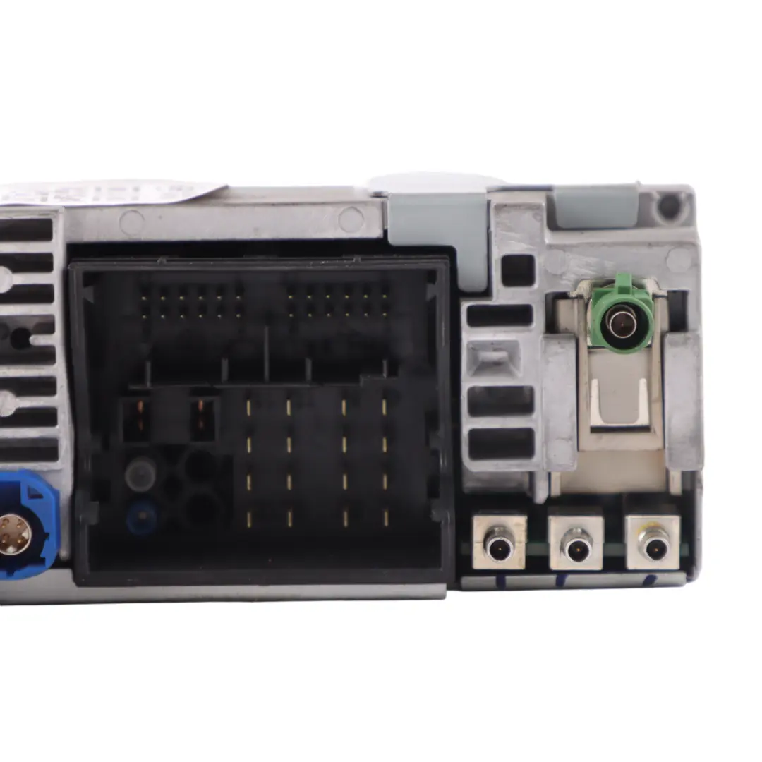 Head Unit BMW X3 F25 X4 F26 Radio Media GPS Sat Navigation Unit to with Part number 6822106 Head Unit BMW X3 F25 X4 F26 Radio Media GPS Sat Navigation Unit - SKU 6822106 - Part number 6822106